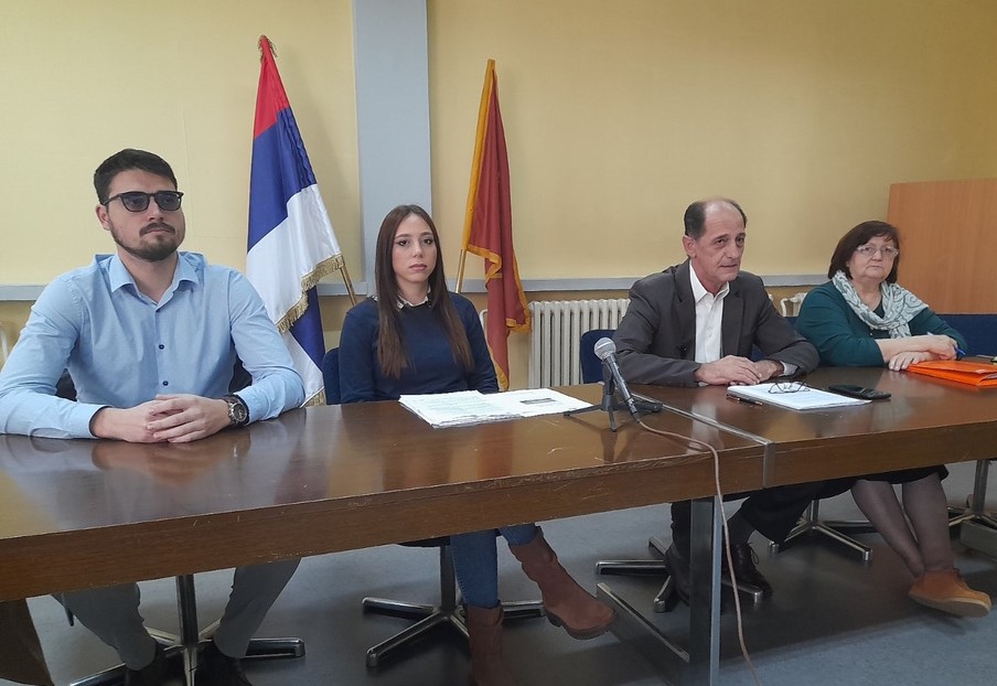 Svanuće  sami zakazuju sednicu Skupštine