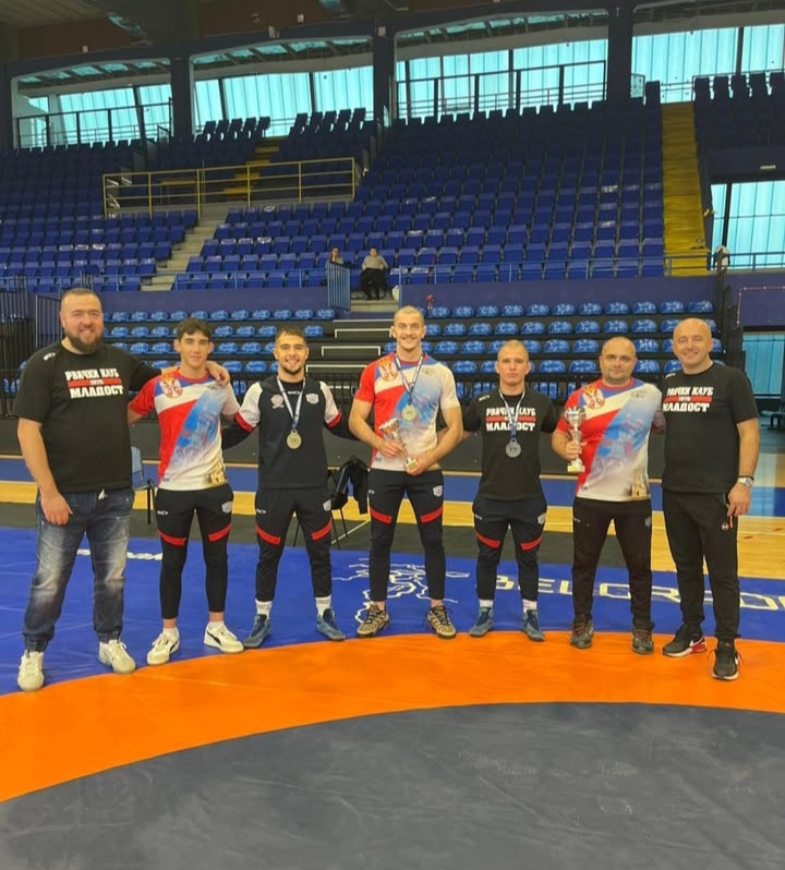 Uspeh Rvačkog kluba „Mladost“ na seniorskom prvenstvu u slobodnom stilu