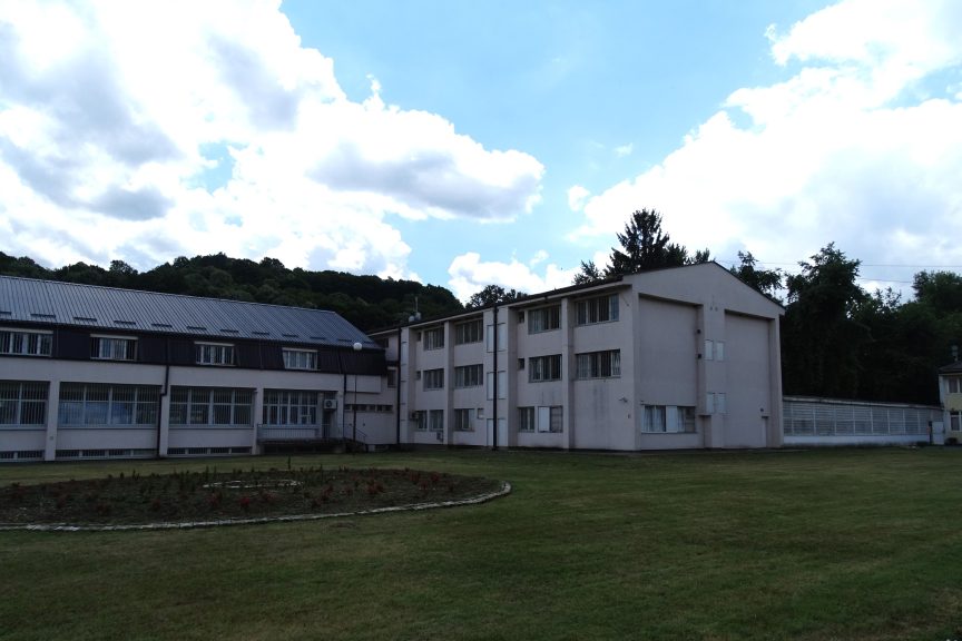 Uprava KPZ za maloletnike u Valjevu udaljila načelnika i dvojicu komandira zbog bekstva osuđenika