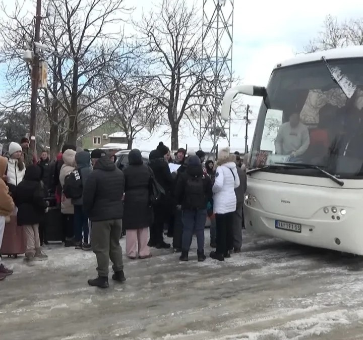 Pedeset učenika iz Valjeva na zimovanju na Divčibarama